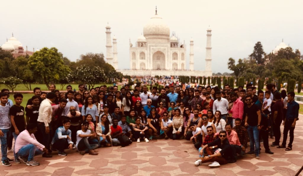 SSR team present at Taj Mahal