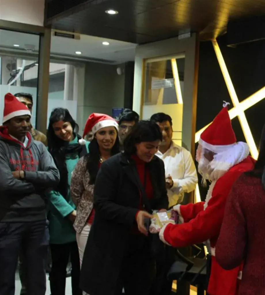 Lucy Rana receive Christmas gift 2015