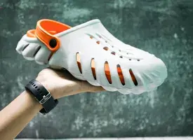 crocs vs croose mark